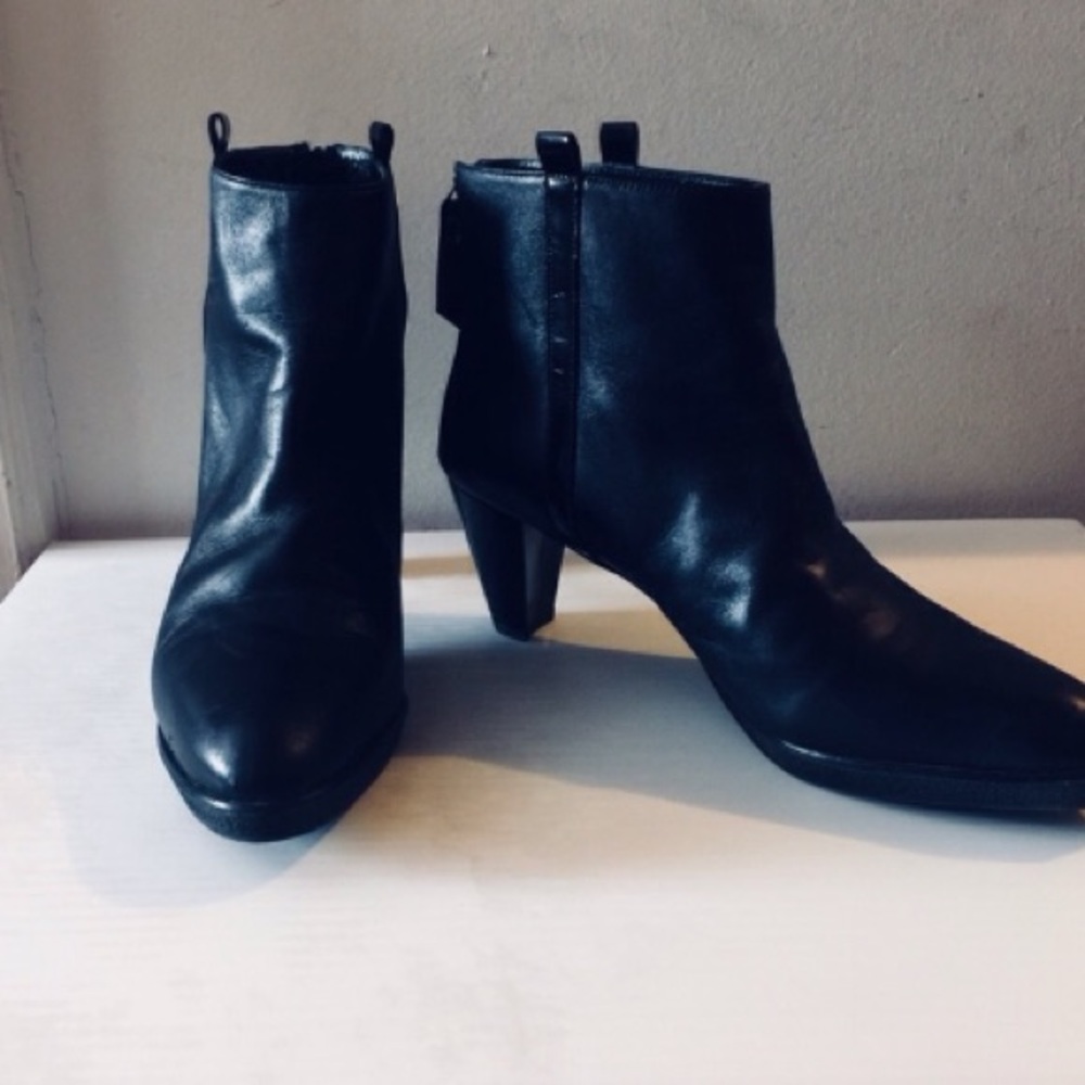 Stuart Weitzman Ankle Boots